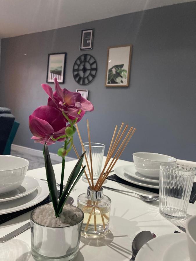Hilltop Place Suites Near Doncaster Racecourse Extérieur photo