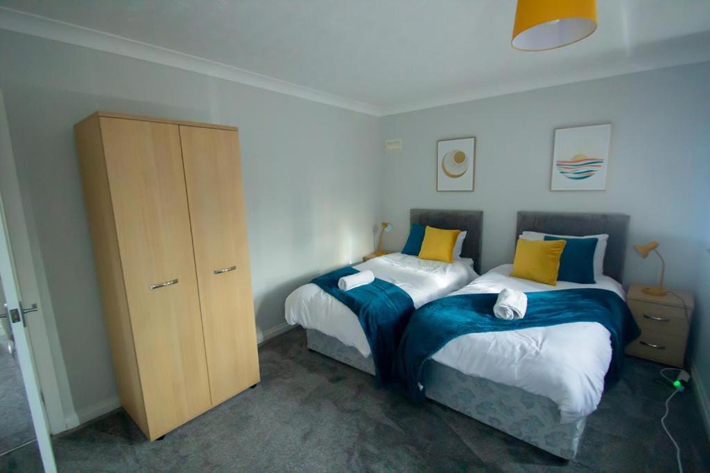 Hilltop Place Suites Near Doncaster Racecourse Extérieur photo